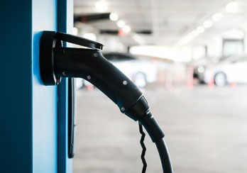 PSE&G Commercial (MXU) electric vehicle charger is shown.